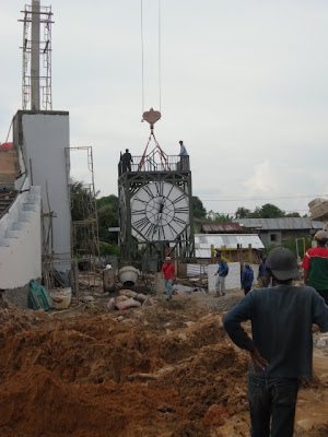 Teknik Pemasangan Jam Besar