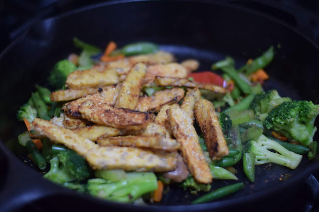 The tempeh added back to the pan. 