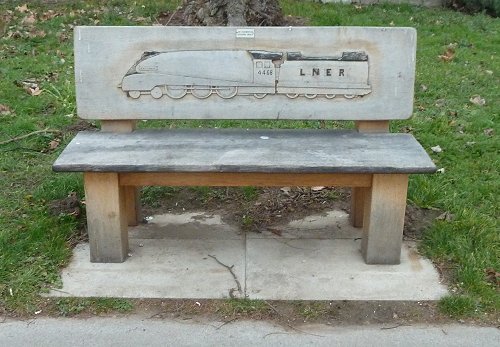 A4 Bench