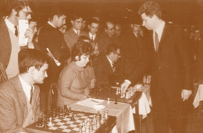 Boris Vasilievich Spassky en Terrassa en 1969