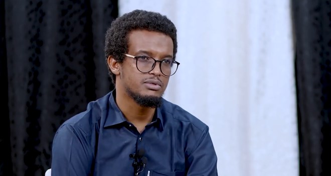 Former professor at the National University and wealthy poet Al-Shabaab Commentary