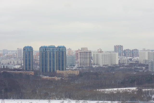 вид с крыши жилого дома на улице Улофа Пальме