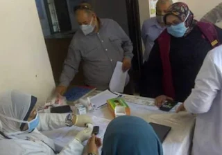 الكشف وتوفير العلاج لـ1158 مواطنا خلال قافلة طبية في بني سويف
