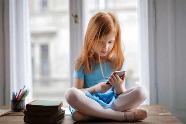 Tips Memilih Smartphone untuk Anak