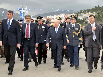 Οι αποδοκιμασίες στον ΠτΔ δείχνουν πρόβλημα στο πολίτευμα…