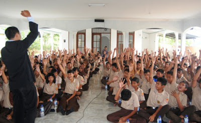 terapi di sekolah