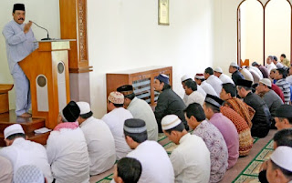 http://aang-zaeni.blogspot.com/2017/03/teks-teks-khutbah-jumat-singkat-dan.html