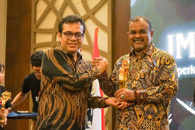 JMSI Award 2024, Bupati Karimun Terima Penghargaan  Katagori Inovasi Pemerintahan