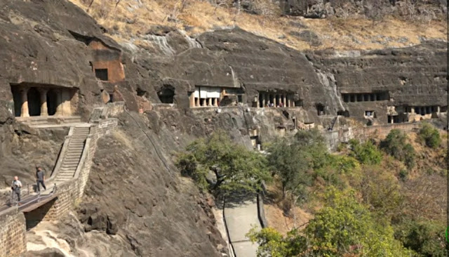 Ajanta caves (अजंता की गुफाएं)