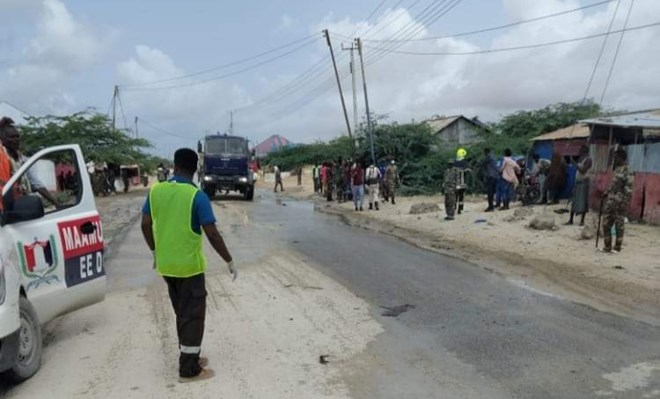 4 Somali soldiers were killed when an explosive device exploded in Mogadishu