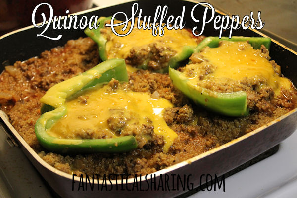 Quinoa Stuffed Peppers: the perfect way to try quinoa for the 1st time or jazz up a boring old stuffed pepper recipe | www.fantasticalsharing.com