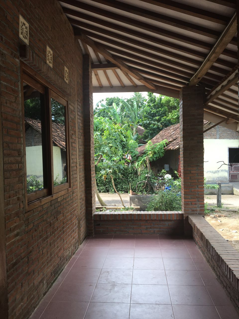 Model Teras Rumah Sinom Huniankini