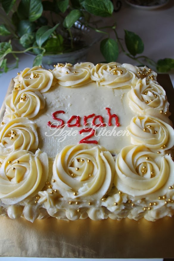 Kek Karot Dr Nana Untuk Harijadi Sarah - Azie Kitchen