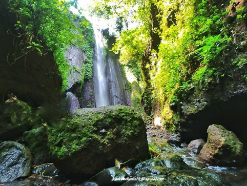 [http://FindWisata.blogspot.com] Air Terjun Curug Nangka, Air Terjun Tersembunyi Yang Memiliki Potensi Alam Yang Sangat Indah