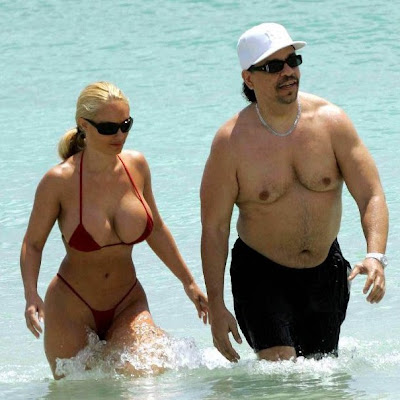  fazem lembrar moda para praias de nudismo a Nicole Coco Marie Austin