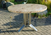 Brunnen-Tisch-rund 016