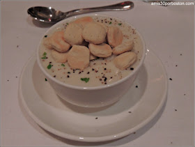 The Capital Grille Burlington: Clam Chowder