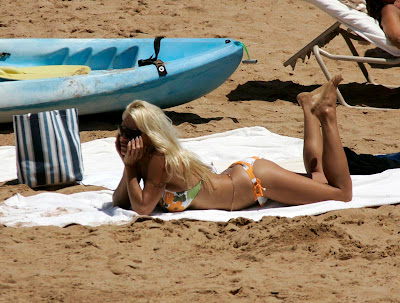 Pamela Anderson in bikini, pamela anderson bikini pictures, Baywatch bueaty Pamela anderson