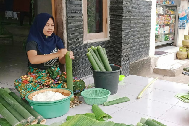 Perang Timbung segera digelar, masyarakat Pejanggik mulai buat senjata