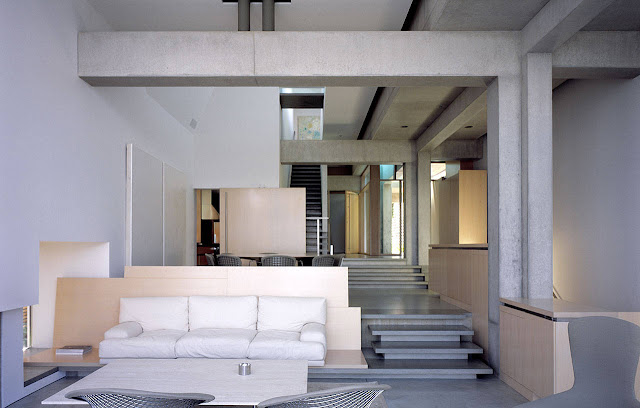 Modern living room in Shaw house