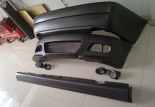 Bodykit Bahan Plastik dengan Bahan Fiber