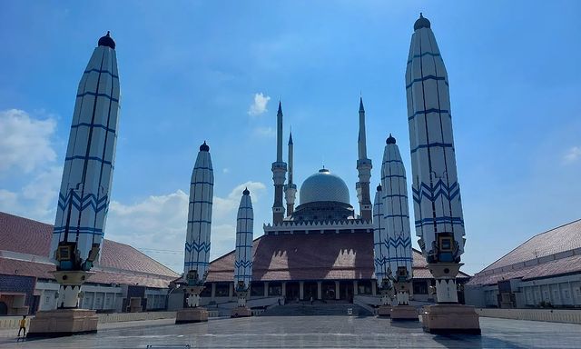 Tempat Wisata di Semarang Terbaru Paling Hits & Wajib Dikunjungi