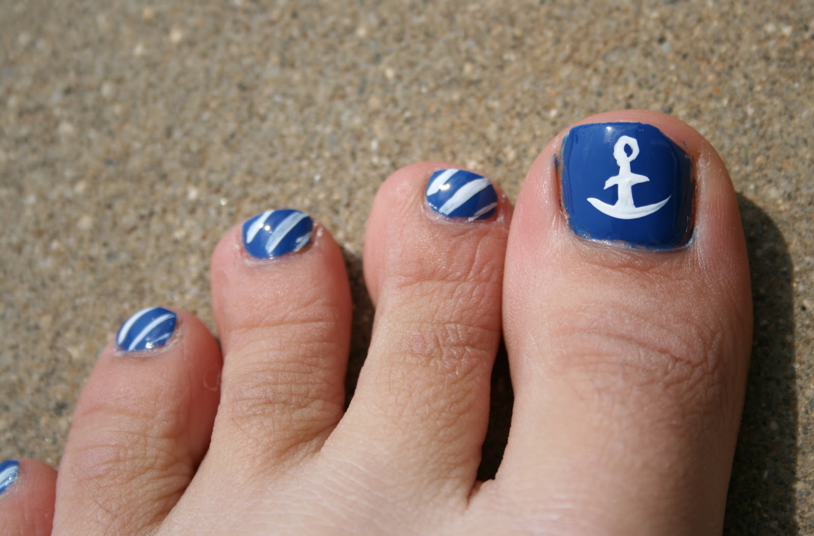 Anchor Nail Design Some nautical nail art. :