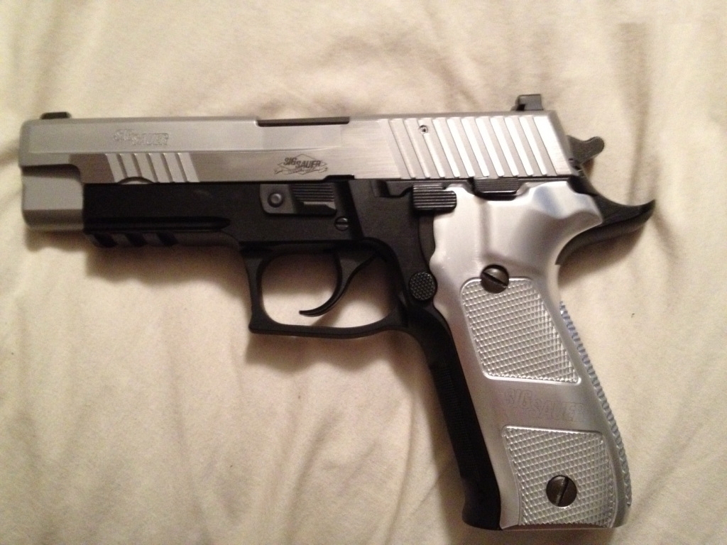 Sfera Gun Club: Sig Sauer P226® Elite Platinum 9mm Ή .40S&W ...