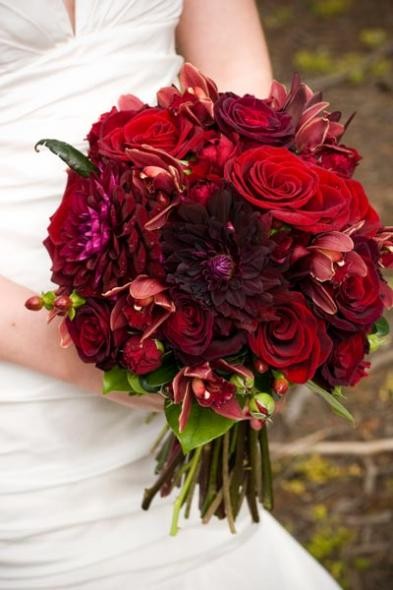 The fact that I fell into a swoon at the sight of red bouquets