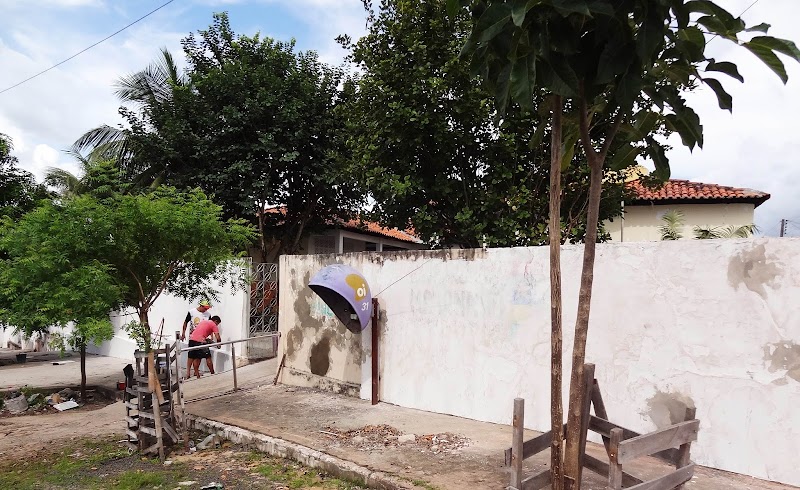 Poção de Pedras: Alunos reclamam o atraso do inicio do ano letivo, por conta da obra na Escola.