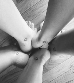 tatuajes amigas corazones