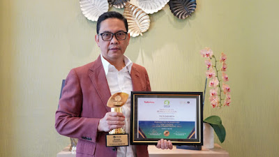 PT Pos Indonesia Raih Penghargaan Tertinggi TOP CSR Awards 2025