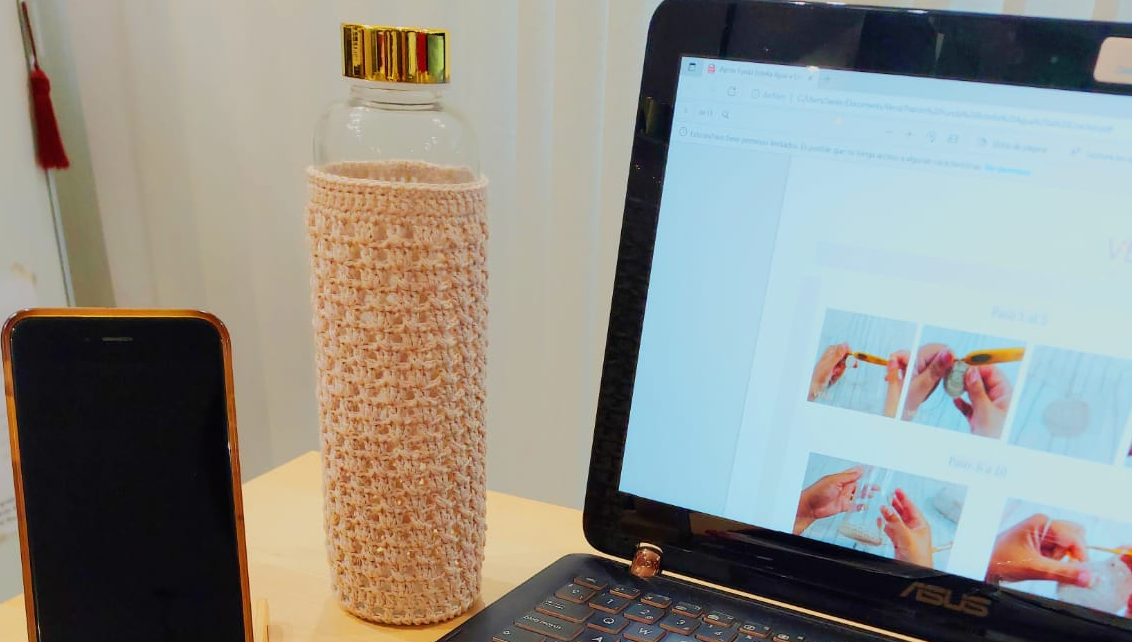 patron digital funda botella de agua a crochet