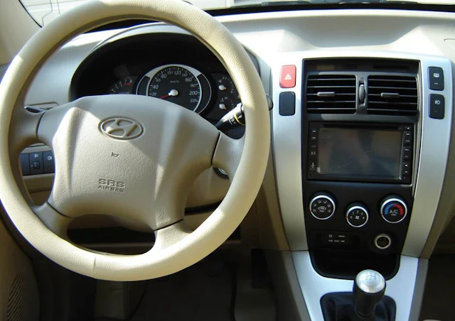 Hyundai Tucson 2014 - interior