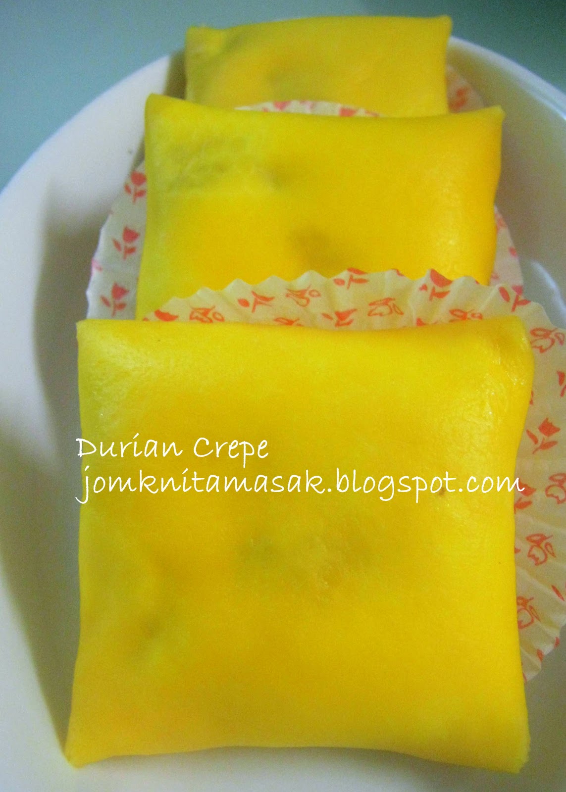 Jom Kak Nita Masak: Strawberry & Durian Crepe dan 