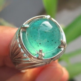 Contoh Batu Bacan Weda