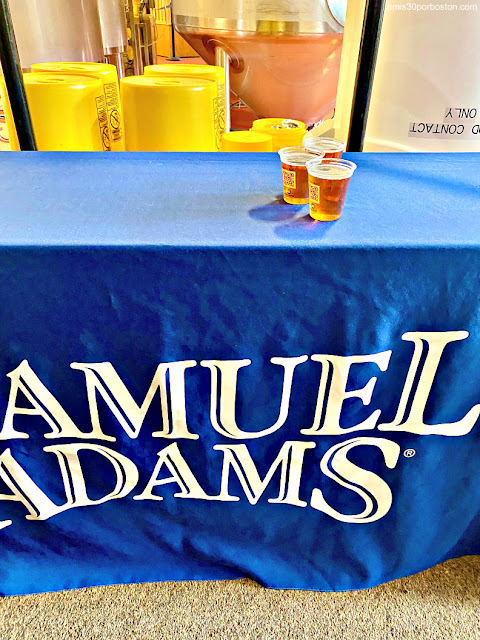 Muestras Gratis del Tour por la Fábrica de Cerveza Samuel Adams