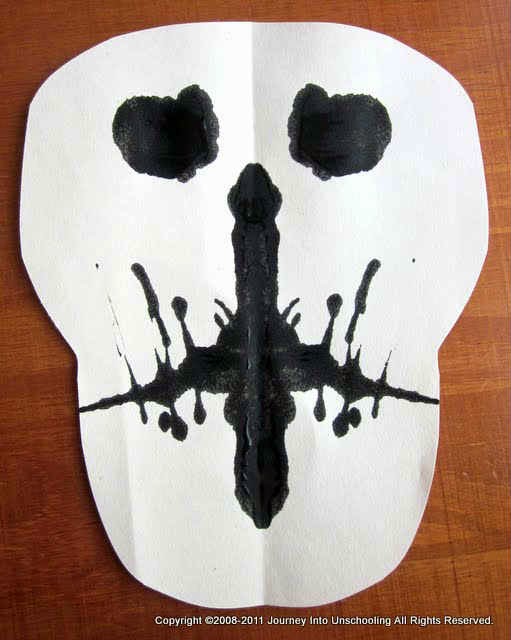 7 easy paper craft  ideas  for Halloween  celebration