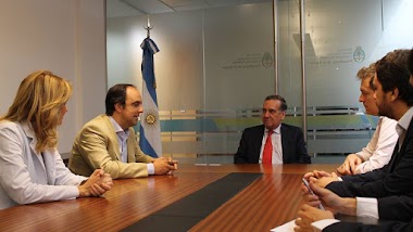 BUENOS AIRES: compromiso de la UCR Naiconal con el desarrollo científico tecnológico