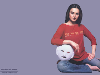 Preity Zinta Cute Wallpapers