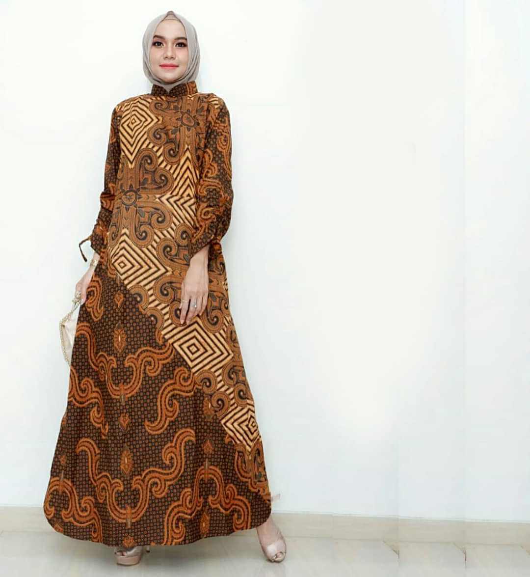 32 Vogue Gamis Batik Pesta Kombinasi Satin Sifon Brokat 