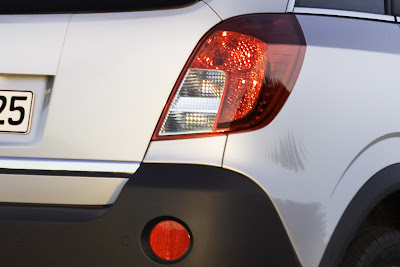 2011 Opel Antara Rear Light