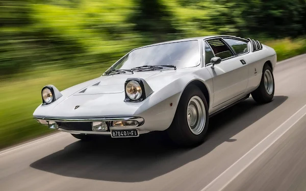 Lamborghini Urraco, precursor do Huracan, faz 50 anos