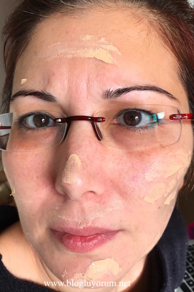 neutrogena visibly clear cc