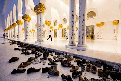 Mosque of Sheikh Zayd @ http://smilecampus.blogspot.com