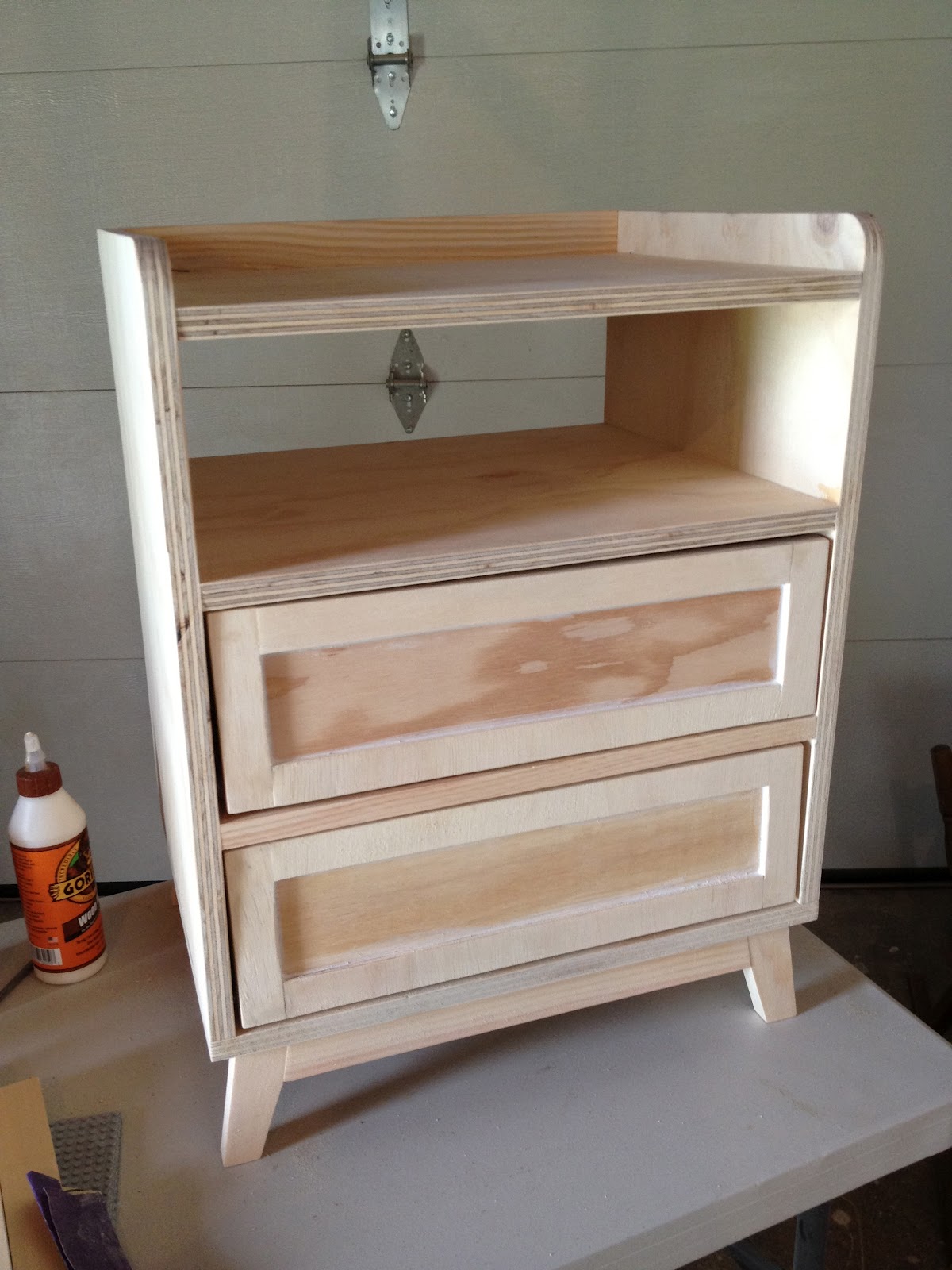 Remodelaholic Modern DIY Nightstand