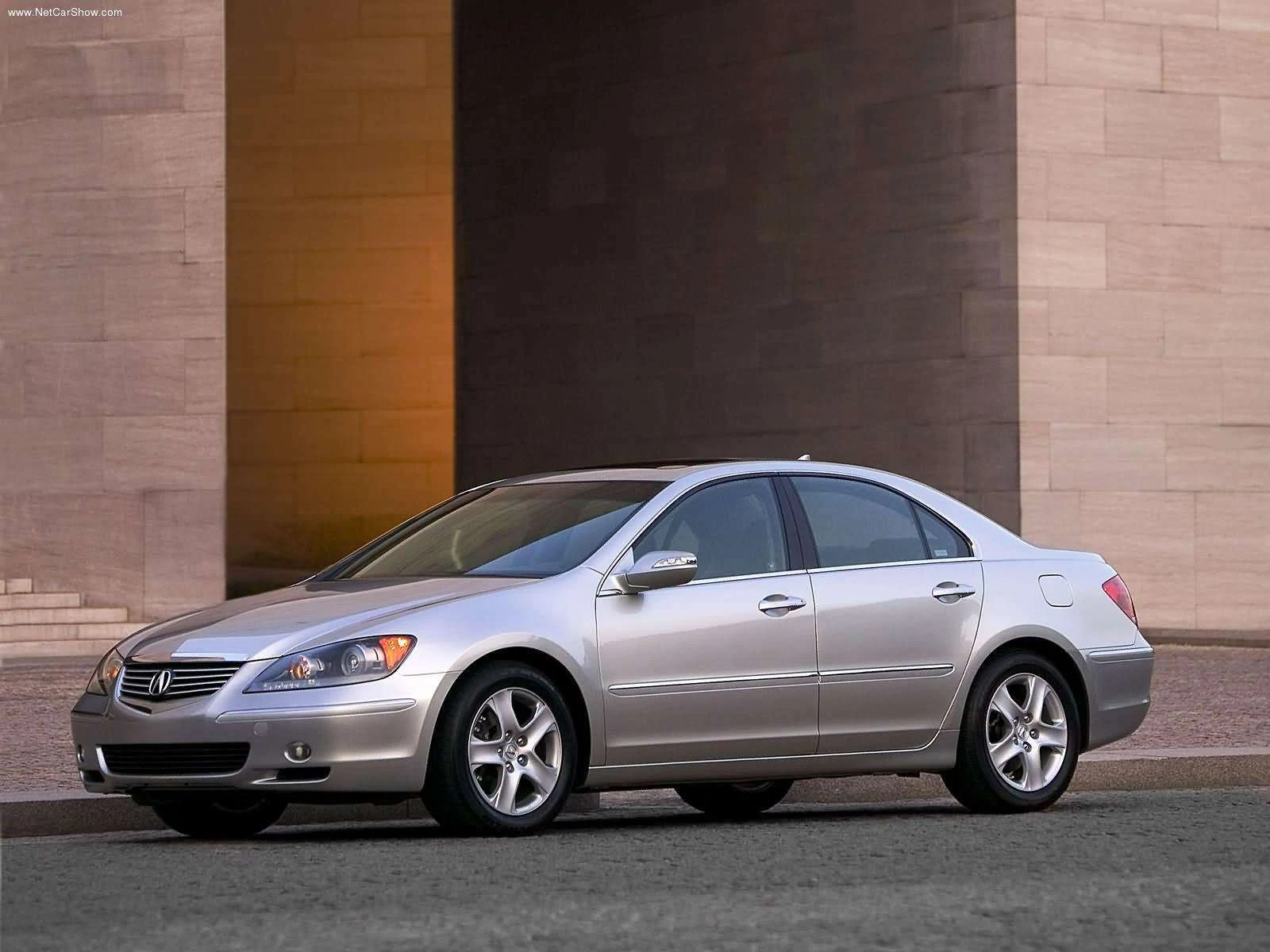 Hình ảnh xe ô tô Acura RL 2005 & nội ngoại thất