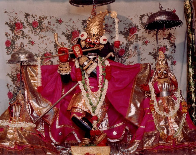 Sri Sri Radha Gopinatha Bestow Prema Bhakti (Jaipur)