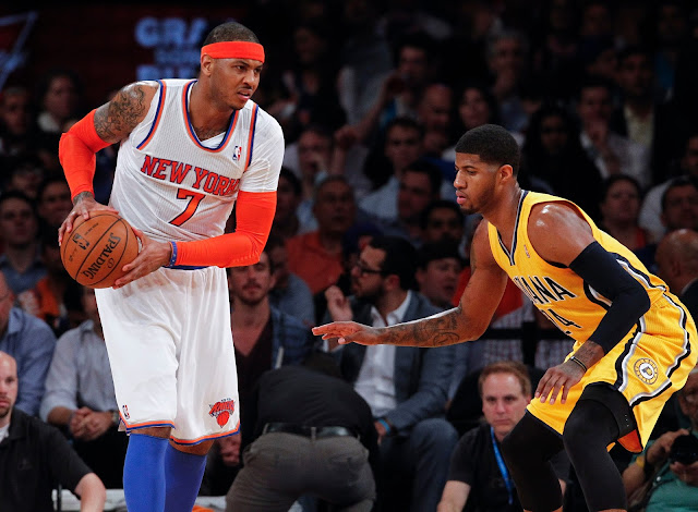 Carmelo Anthony (New York Knicks) et Paul George (Indiana Pacers) lors d'un match NBA.