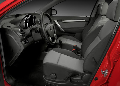 2009 Pontiac G3 - Interior